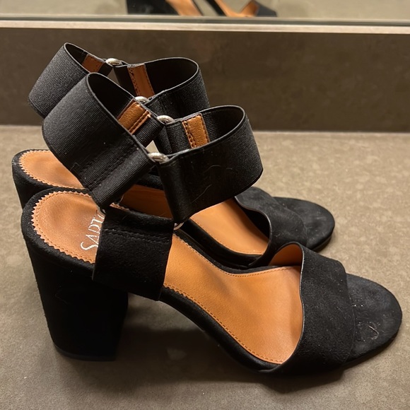 Franco Sarto Block Heels - Picture 4 of 6